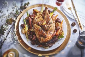 Poularde aux marrons et carottes croquantes